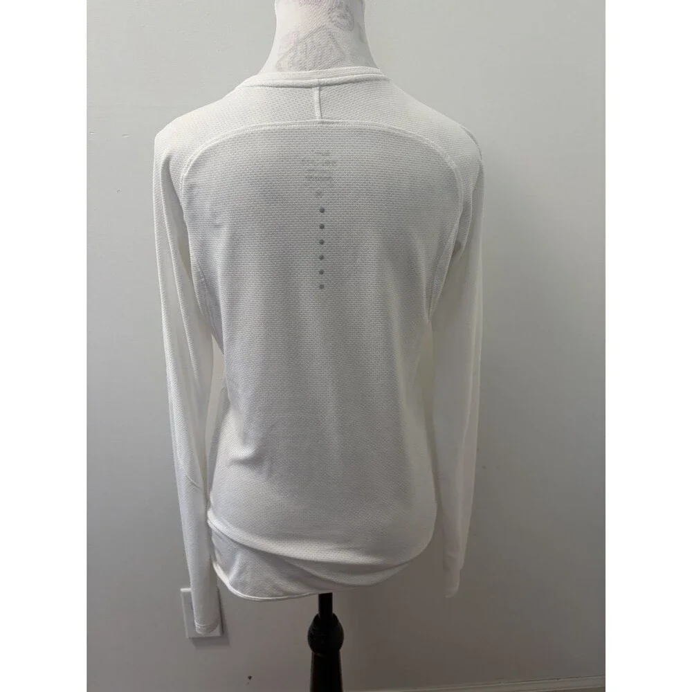 Nike Dri-FIT Running Women's T-Shirt M White Mesh Breathable Texture Long Sleeve
